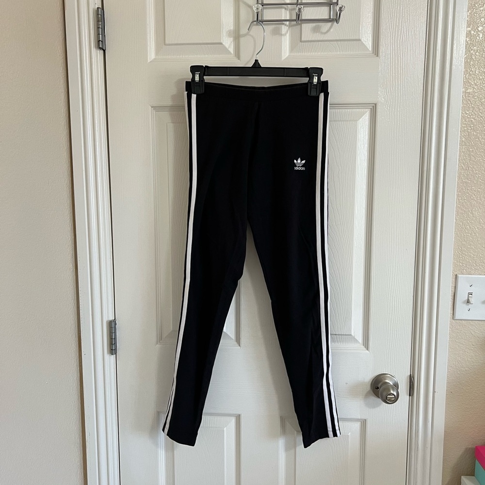 Adidas three stripe trefoil cotton leggings classic style
